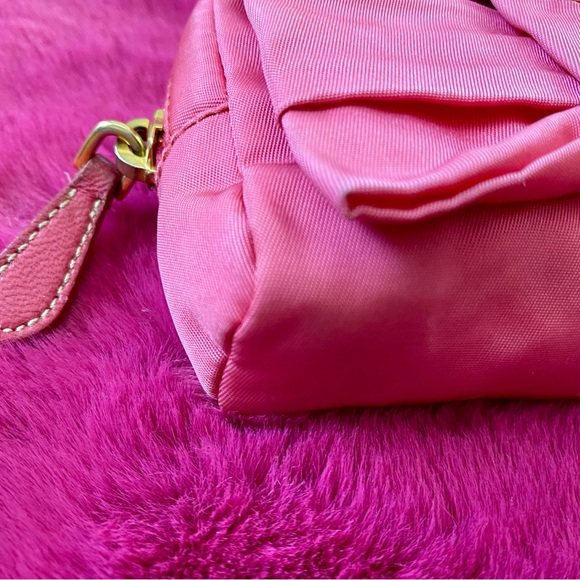 PRADA Mini Bag Zipper clip on PINK pouch 💖 - Picture 5 of 8